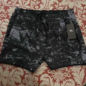 RVCA yogger stretch shorts. NWT